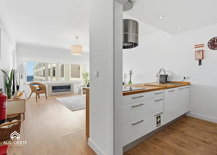 Fairstay - With Sea View Apartamento